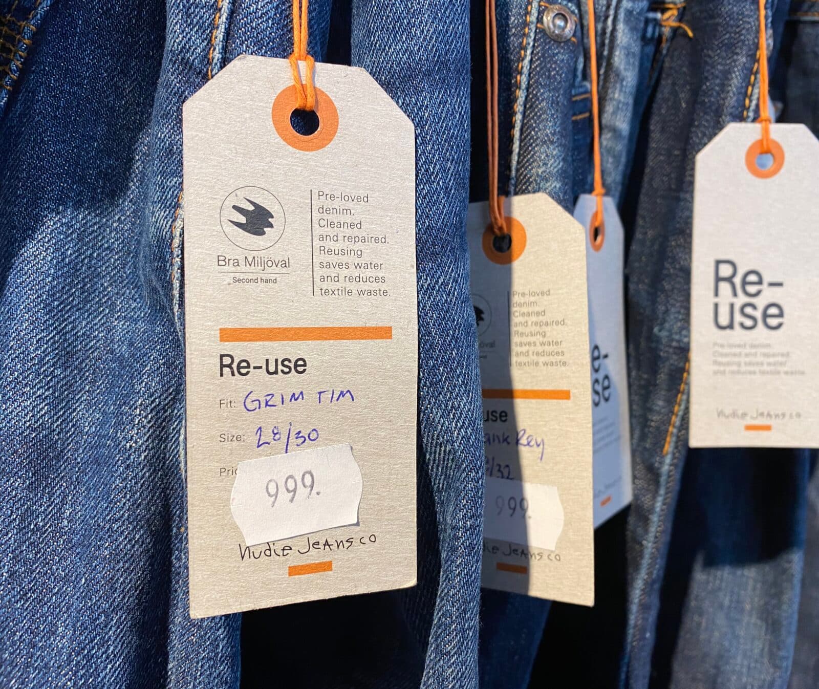 reuse, återanvändning, jeans, prislapp, miljömärkt, miljömärkning, återanvända, byxor, textil, ...